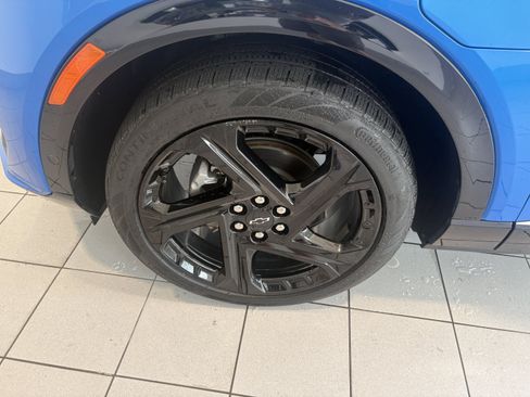 Used 2025 Chevrolet Equinox EV RS w/ Active Safety Package 3 FWD image 12