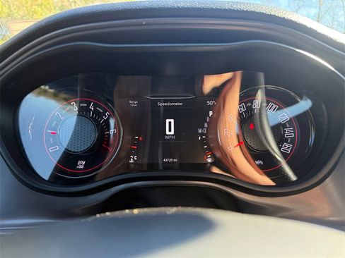 Used 2023 Dodge Challenger SXT w/ Blacktop Package image 18