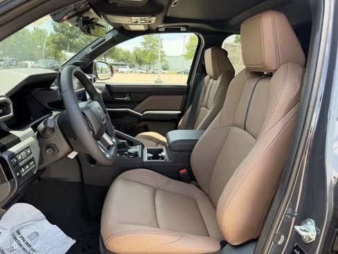 New 2026 Toyota 4Runner Limited AWD/4WD image 26