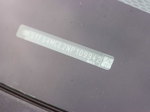 Used 2022 Toyota Corolla SE w/ Carpet Mat Package (TMS) image 26