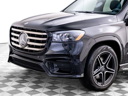 Used 2024 Mercedes-Benz GLS 450 4MATIC image 40