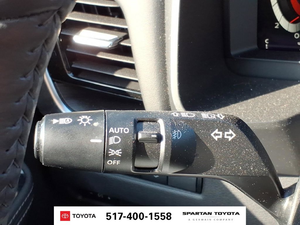 Used 2021 Nissan Rogue Platinum AWD/4WD image 24