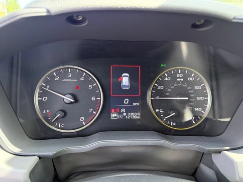 Used 2025 Subaru Crosstrek 2.5i Sport AWD/4WD image 15