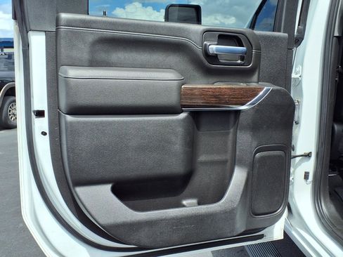 Used 2021 GMC Sierra 2500 SLE image 18