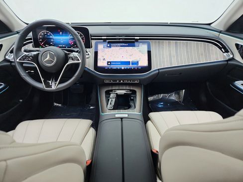Used 2026 Mercedes-Benz E 350 4MATIC Sedan image 21