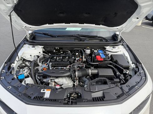 Certified 2025 Honda Accord SE image 20