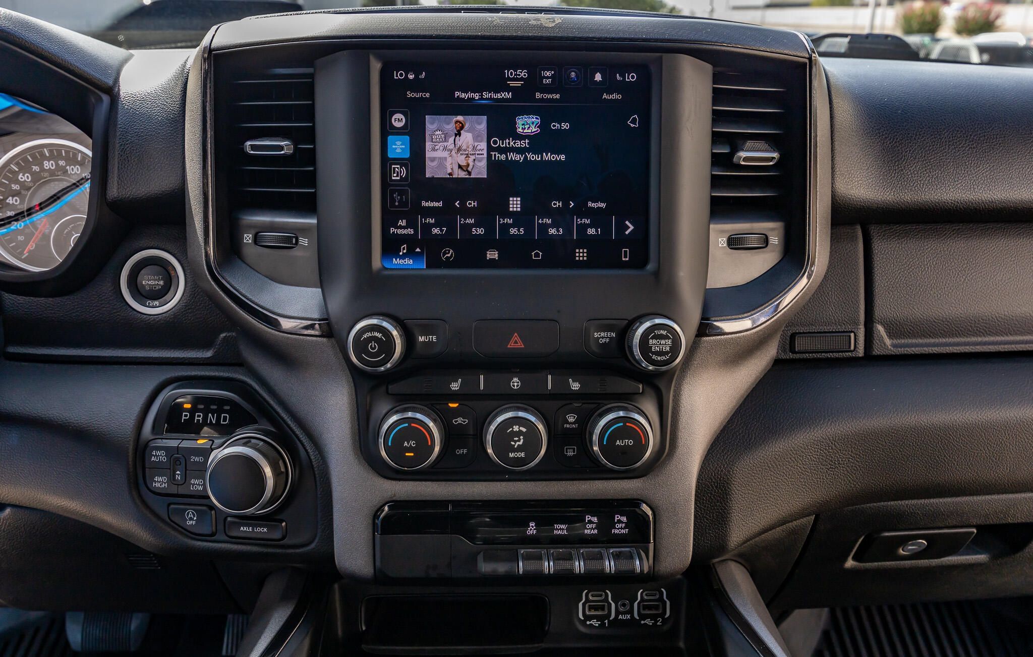 Used 2023 RAM 1500 Big Horn AWD/4WD image 25