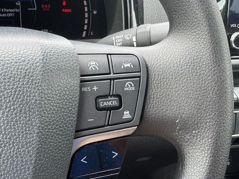 Used 2026 Toyota Camry LE FWD image 27