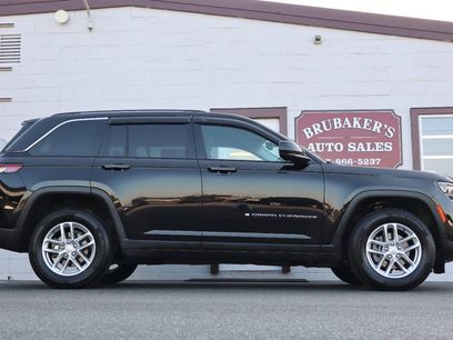 Used 2023 Jeep Grand Cherokee Laredo w/ Luxury Tech Group I
