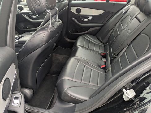 Used 2016 Mercedes-Benz C 300 4MATIC Sedan image 30