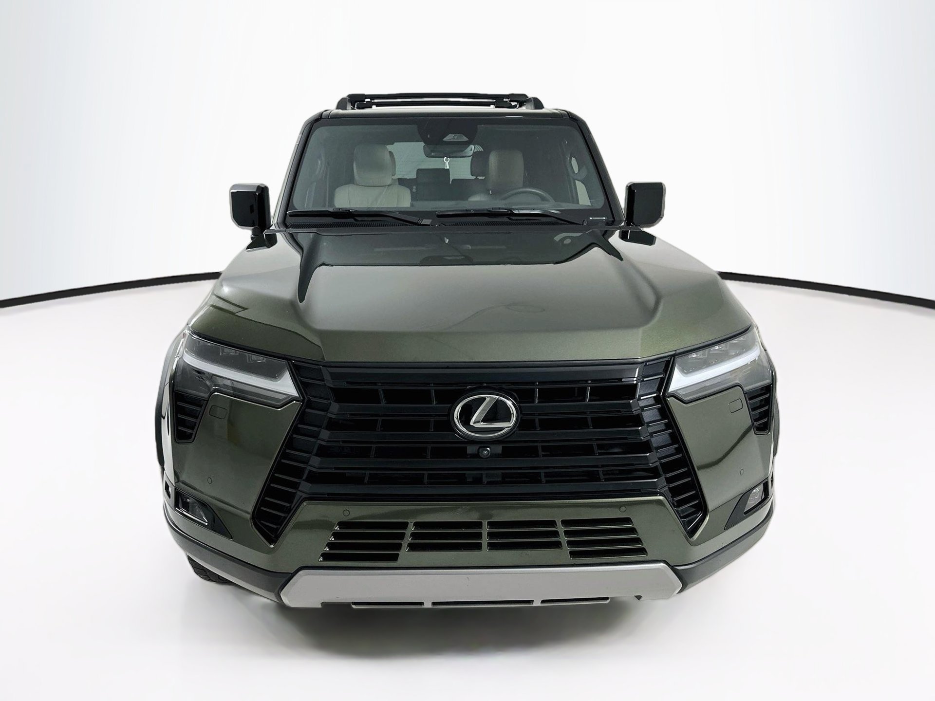 Used 2024 Lexus GX 550 AWD/4WD image 2