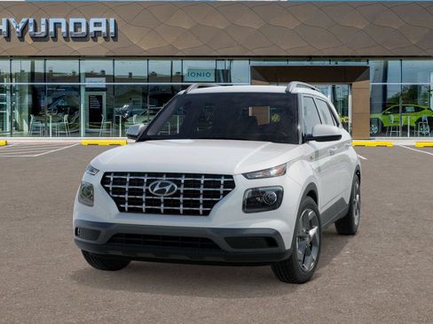 Certified 2025 Hyundai Venue SEL FWD image 6