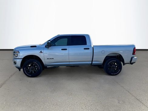 New 2026 RAM 2500 Big Horn AWD/4WD image 4