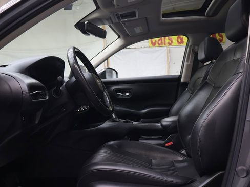 Used 2023 Honda HR-V EX-L image 16