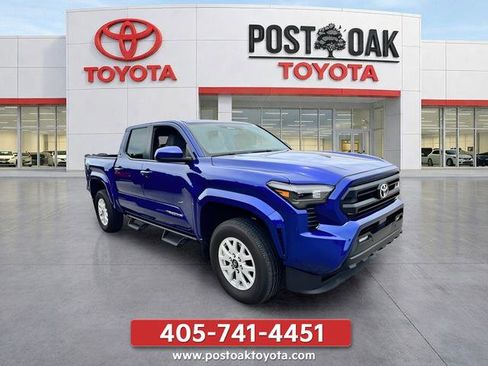 Used 2024 Toyota Tacoma SR5 AWD/4WD image 1