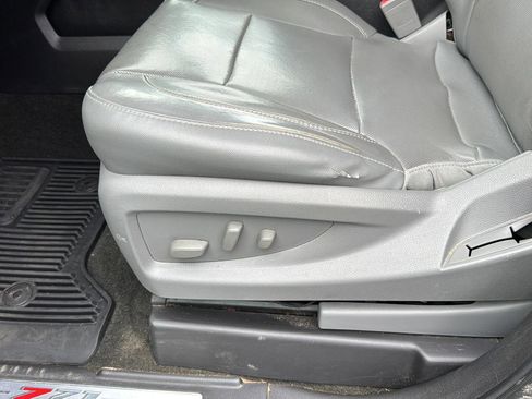 Used 2018 Chevrolet Silverado 1500 LTZ Z71 w/ Centennial Edition image 31