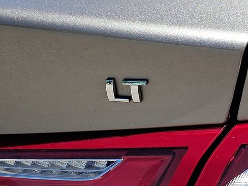 Used 2024 Chevrolet Malibu LT FWD image 31