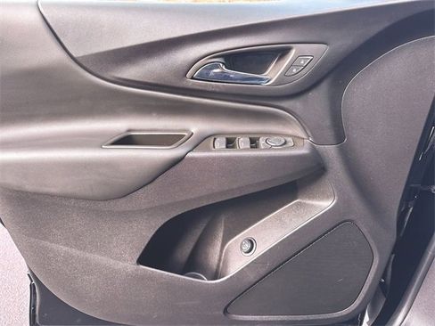 Used 2024 Chevrolet Equinox LT image 21