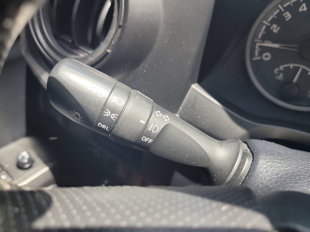 Used 2019 Toyota Tacoma TRD Sport RWD image 32