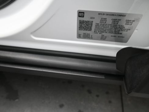 Used 2025 Buick Encore GX Preferred AWD/4WD image 16