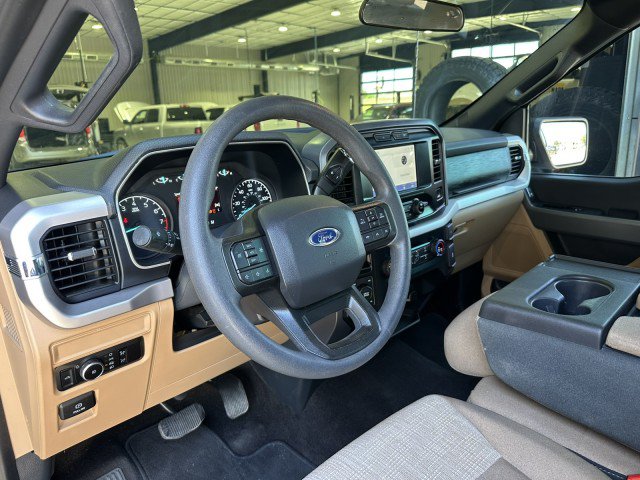 Used 2023 Ford F150 XLT AWD/4WD image 12