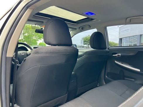 Used 2013 Toyota Corolla S w/ Premium Pkg FWD image 11