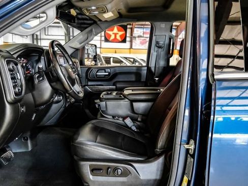 Used 2023 Chevrolet Silverado 3500 LTZ w/ Gooseneck/5TH Wheel Package image 6