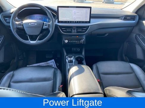 Used 2023 Ford Escape Platinum AWD/4WD image 5