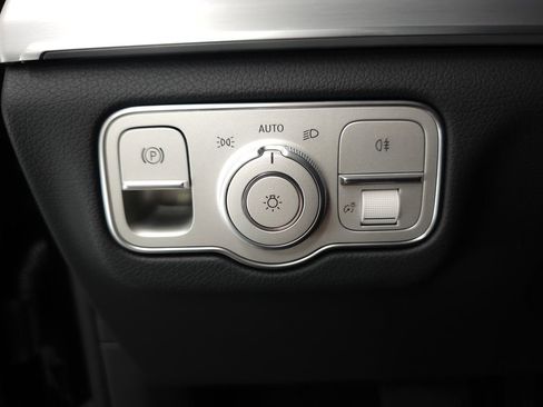 Certified 2026 Mercedes-Benz GLE 350 4MATIC image 9