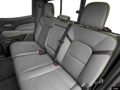 New 2026 Chevrolet Colorado ZR2 w/ Technology Package image 11