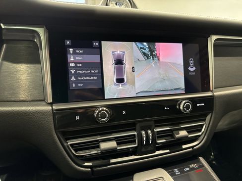 Used 2025 Porsche Macan GTS image 28