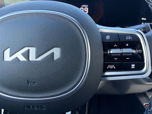 New 2025 Kia Sorento S w/ Panoramic Sunroof Package image 27