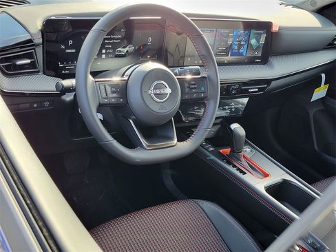 New 2026 Nissan Kicks SR image 4