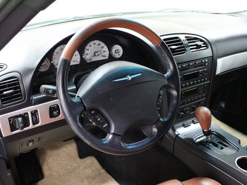 Used 2003 Ford Thunderbird RWD image 12