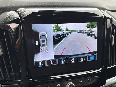 Used 2023 Chevrolet Traverse High Country w/ LPO, Floor Liner Package FWD image 27