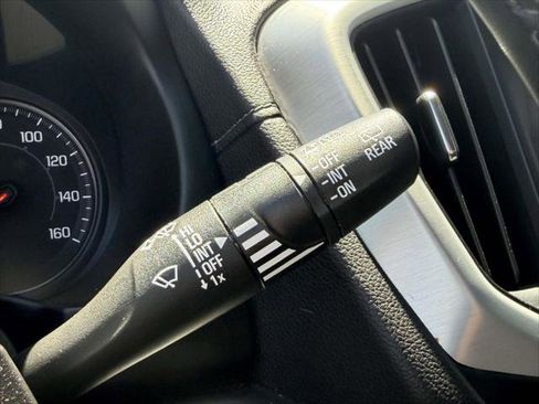 Used 2023 GMC Terrain SLT w/ Elevation Edition AWD/4WD image 27