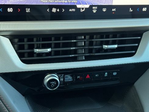 New 2026 Ford Explorer Active w/ Active Comfort Package image 21