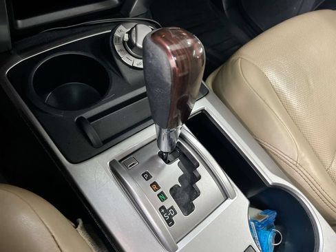Used 2018 Toyota 4Runner Limited AWD/4WD image 18