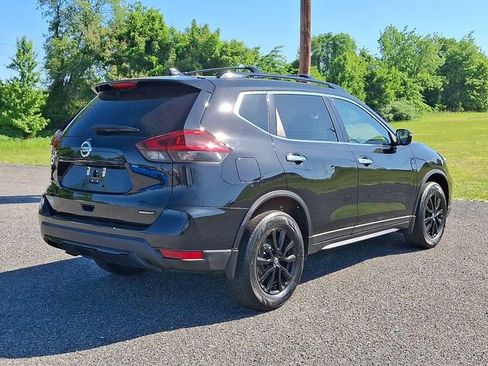 Used 2018 Nissan Rogue SV AWD/4WD image 6