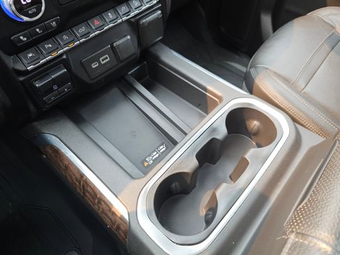 Used 2020 GMC Sierra 1500 Denali w/ Denali Ultimate Package image 29