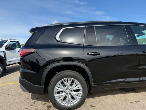 Used 2024 GMC Acadia Elevation image 26