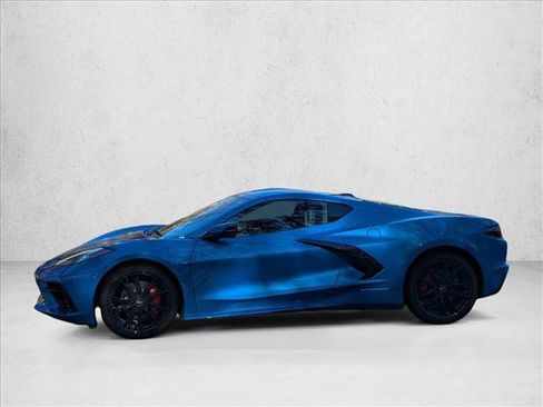 Used 2025 Chevrolet Corvette Stingray Coupe image 4
