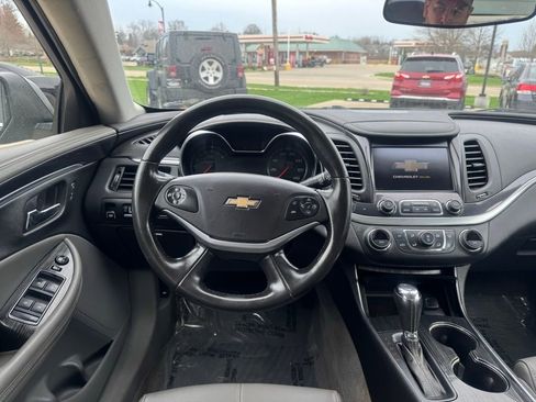 Used 2018 Chevrolet Impala LT FWD image 8