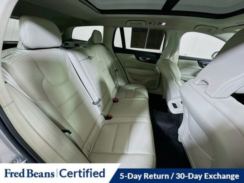 Used 2022 Volvo V60 T5 Cross Country w/ Advanced Package image 30