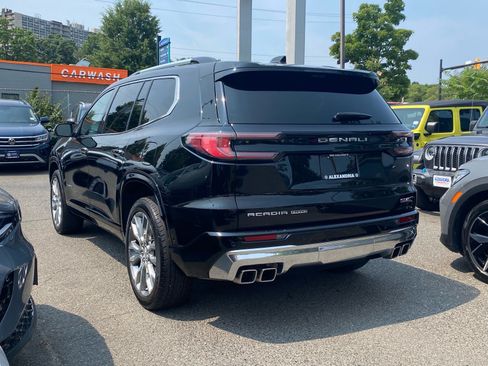 Used 2024 GMC Acadia Denali w/ Super Cruise Package AWD/4WD image 4