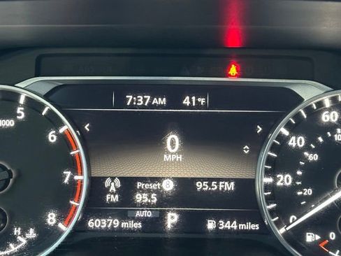 Certified 2021 Nissan Rogue SV image 40