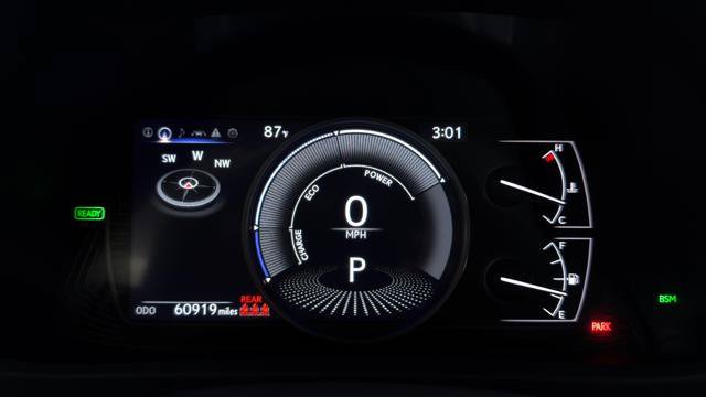 Used 2023 Lexus UX 250h FWD w/ Accessory Package (Z1) image 26