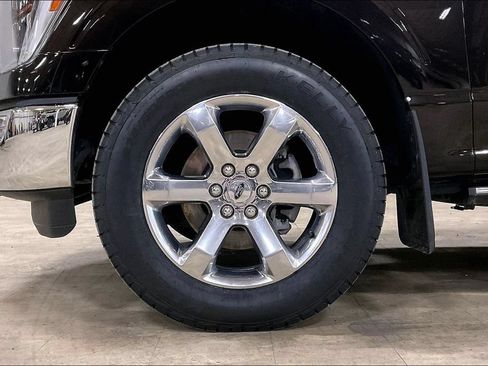 Used 2021 Ford F150 Lariat w/ Equipment Group 502A High AWD/4WD image 9
