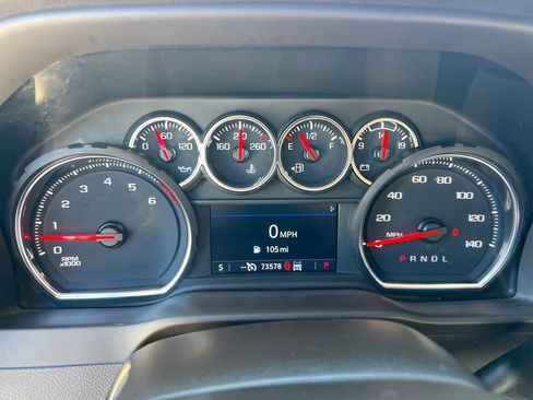 Used 2022 Chevrolet Silverado 2500 LT w/ Convenience Package image 18