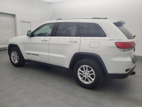 Used 2018 Jeep Grand Cherokee Laredo image 3